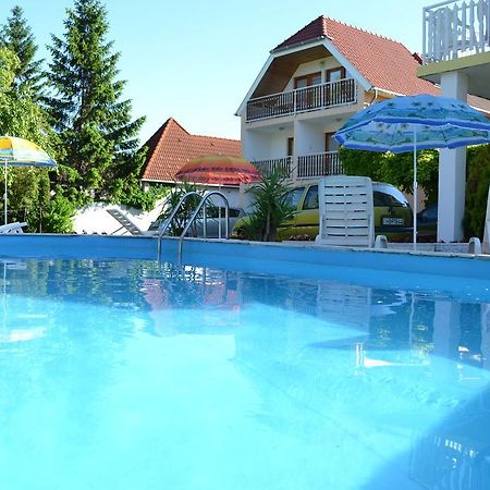 Guest House Silatti - Apartments Keszthely Εξωτερικό φωτογραφία