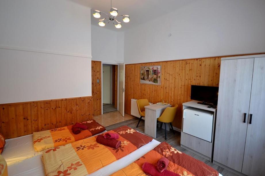 Guest House Silatti - Apartments Keszthely Εξωτερικό φωτογραφία