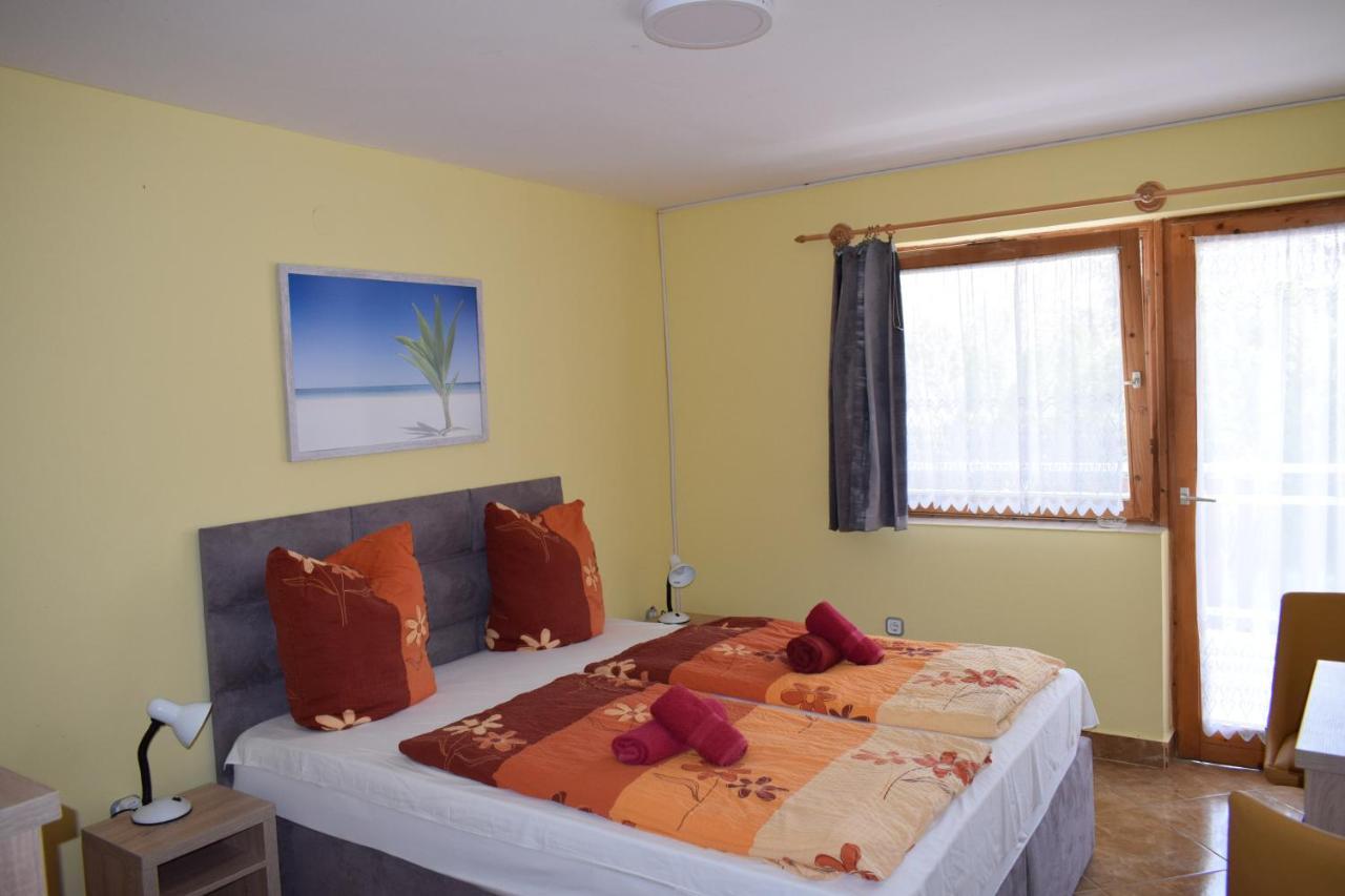 Guest House Silatti - Apartments Keszthely Εξωτερικό φωτογραφία