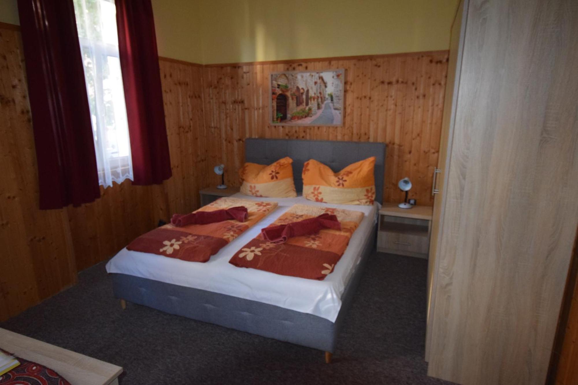 Guest House Silatti - Apartments Keszthely Εξωτερικό φωτογραφία