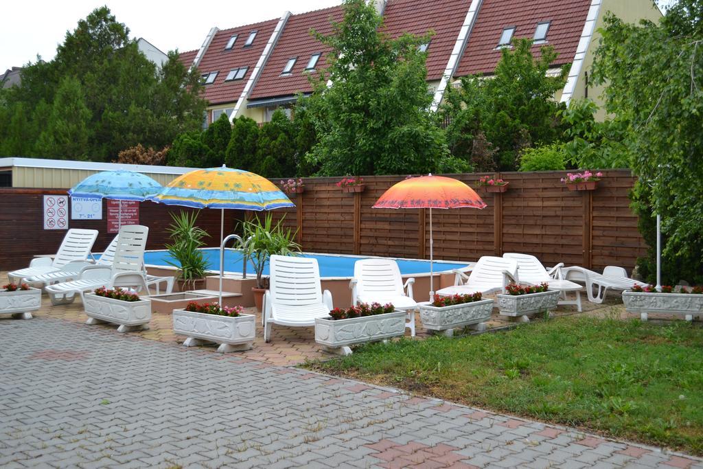 Guest House Silatti - Apartments Keszthely Εξωτερικό φωτογραφία